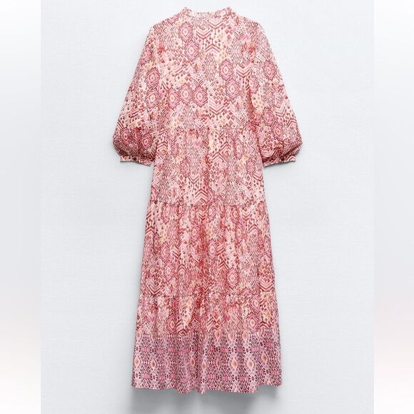 - Zara
PRINTED TIERED DRESS - Picture 7 of 9